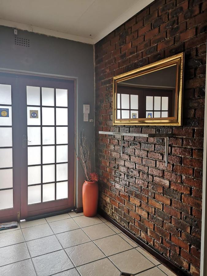 Gluckman Drive Guesthouse เวลคอม ภายนอก รูปภาพ